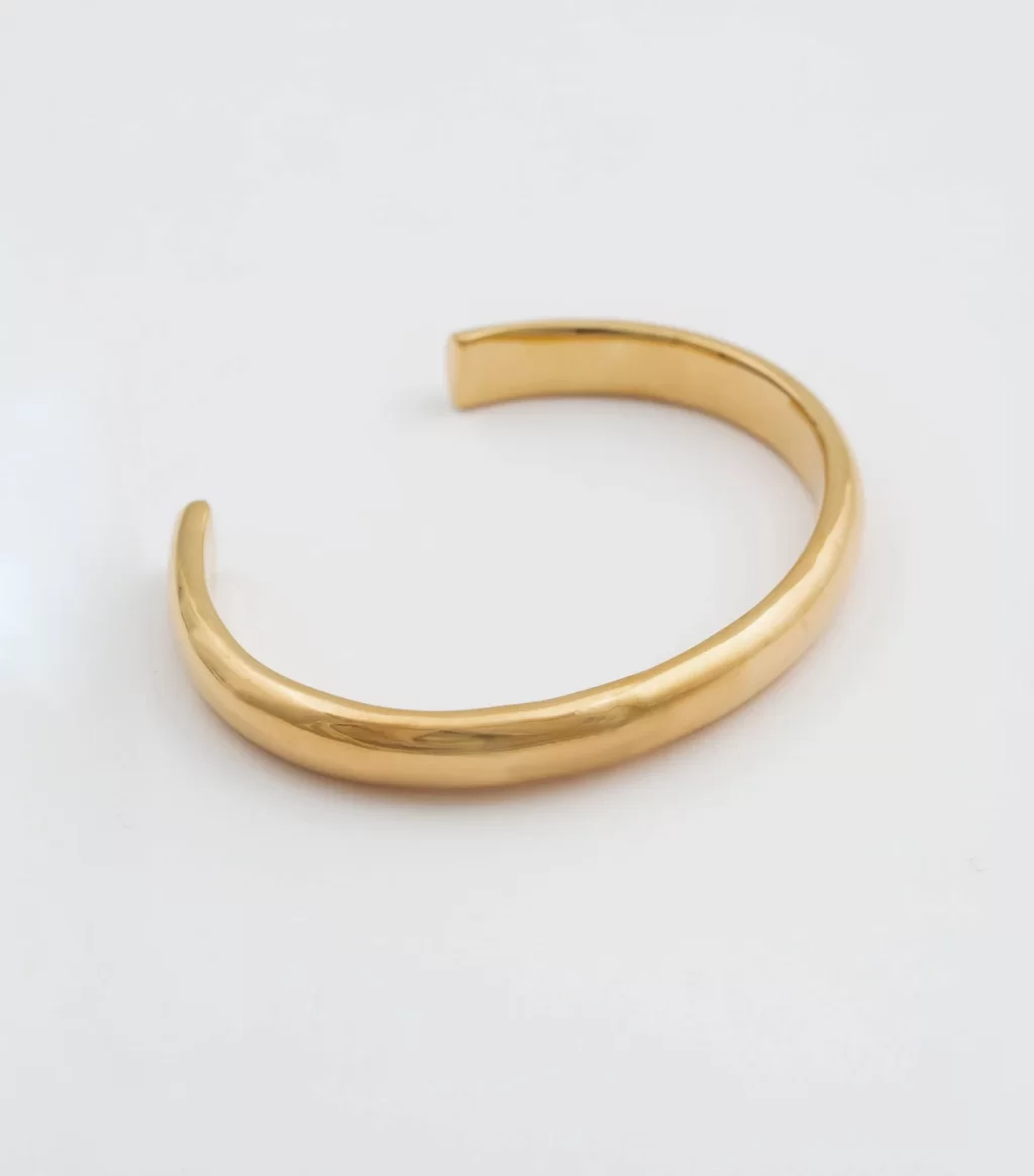 Syster P Bolded Bangle Gold