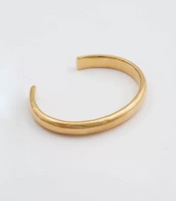 Syster P Bolded Bangle Gold
