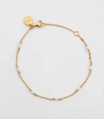 Syster P Treasure Multi Pearl Bracelet Gold
