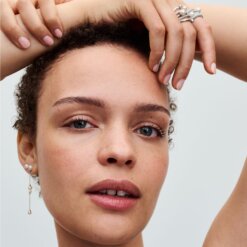 Ring med behandlad och odlad sötvattenspärla