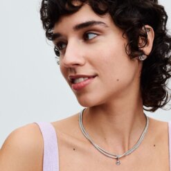 Rose in Bloom hängberlock