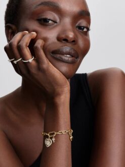 Pandora Litet Länkkedjearmband med ME-berlocker – personligt guldarmband