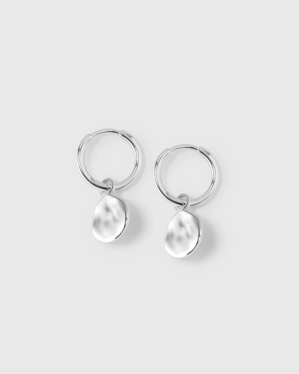 Minimalistica Hammered Earrings Silver