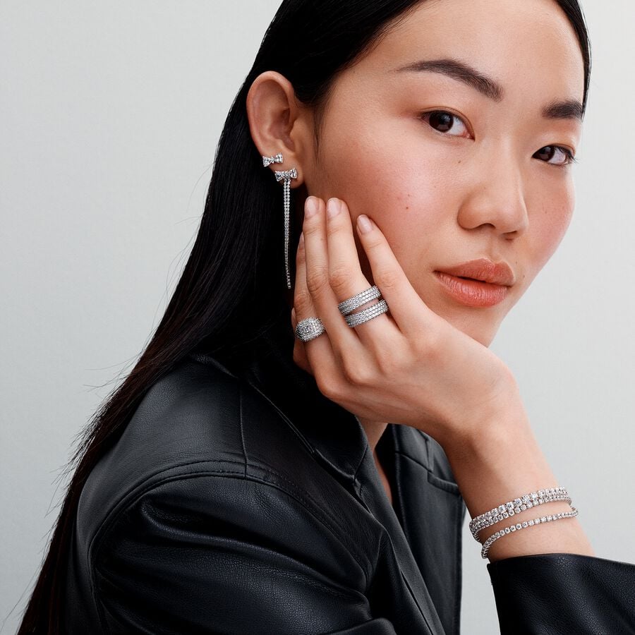 Glittrande tennisarmband