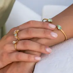 Petite Drop Bracelet / Chrysolite