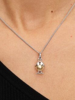 Påskäggsberlock från Pandora med guldpläterad pärla