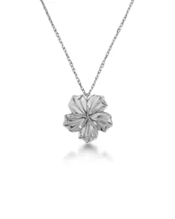 Edblad Jasmine Necklace S Steel – halsband i rostfritt stål med blomma