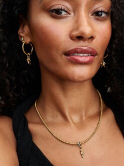 Charm med kubisk zirkonia och färgade kristaller