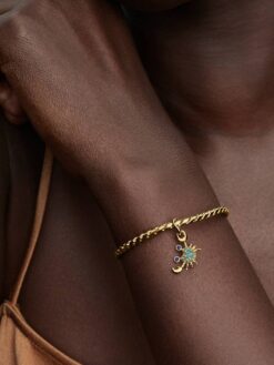 Pandora Moments krabba hängberlock 14k guld 764684C01 – gröna kristaller studiobild havstema
