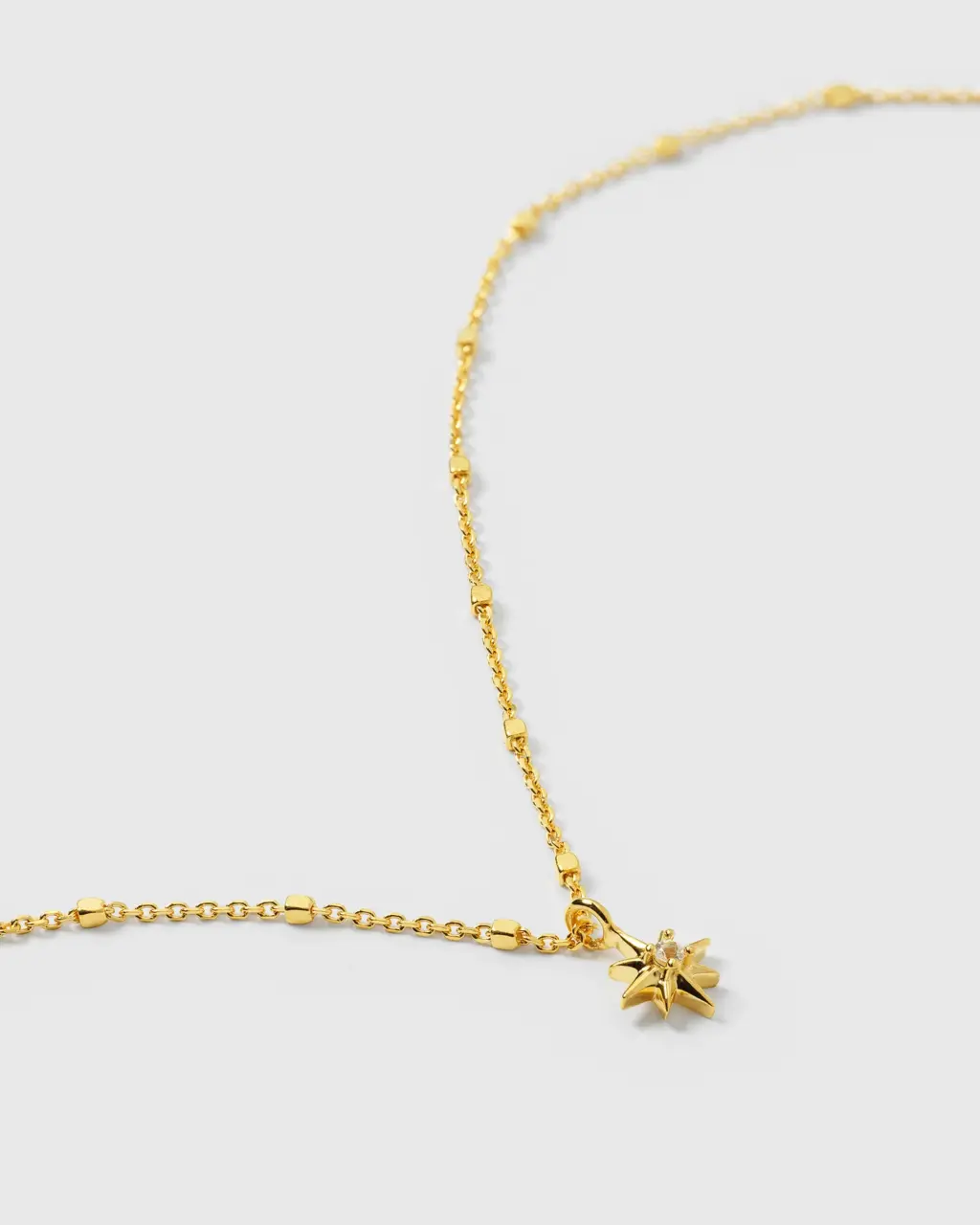 Syster P North Star halsband i guld med kristall