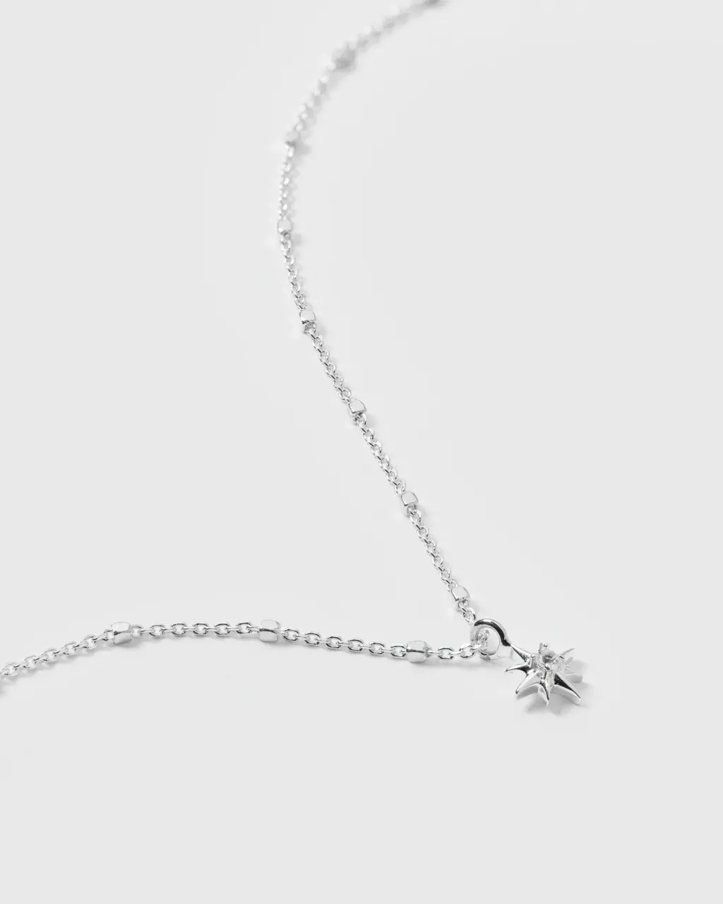 Syster P North Star halsband i silver med bergskristall