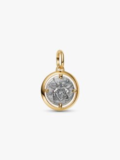 Amors medaljongberlock i silver och guld med inskription “Amor Fati”