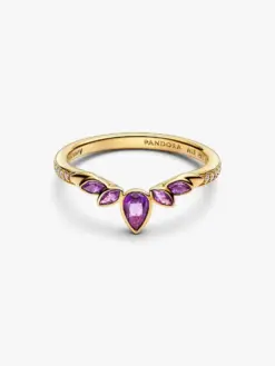 Närbild av tiararing Anna framifrån