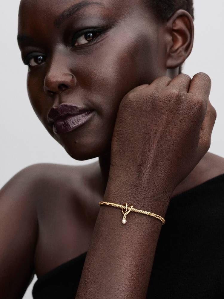 Pandora guldpläterad hjärtberlock med vit sten