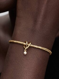 Pandora guldpläterad hjärtberlock med vit sten