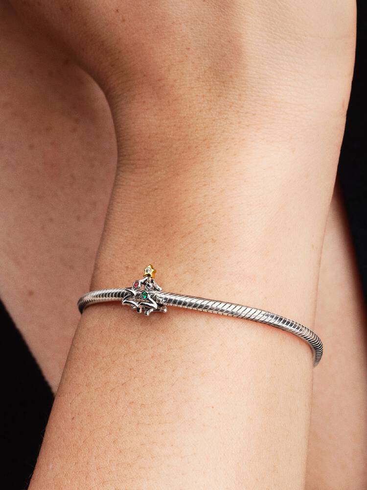 Pandora berlock julgran med röda och gröna kristaller