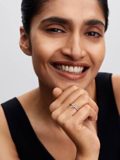 Pandora ring fjäril glittrande kubisk zirkonia silver detalj