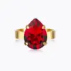Mini Drop Ring Light Siam – elegant ring med ljusröd kristall och guldfinish