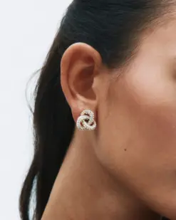 Edblad Inez örhängen på örsnibb