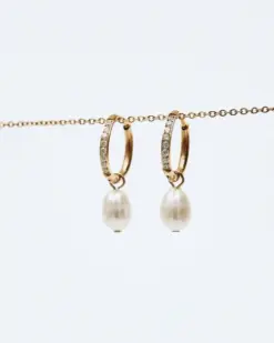 Närbild på Perla Hoops Sparkle Gold framifrån