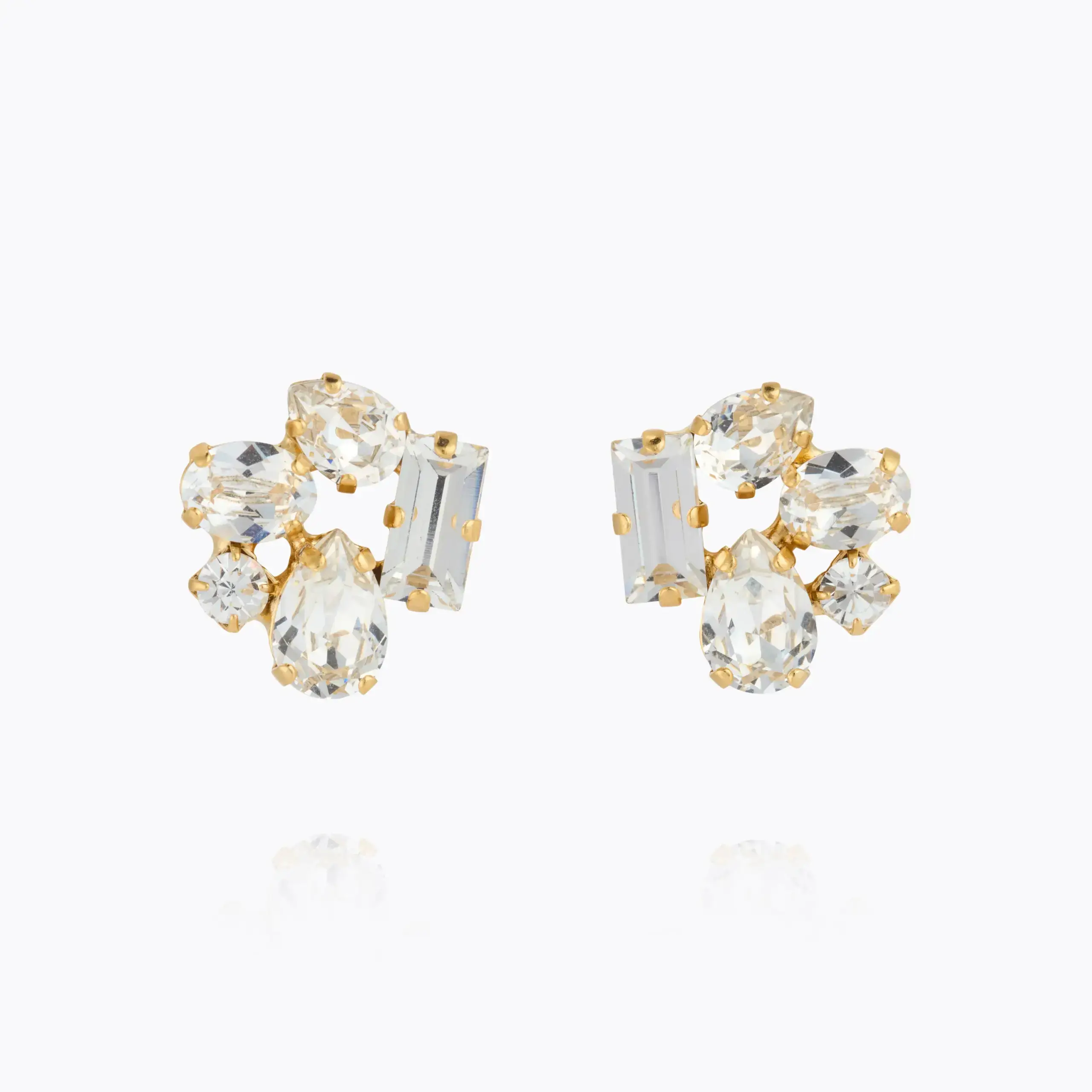 Noelle Stud Earrings Crystal – stiftörhängen med klar kristall och guldfinish