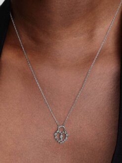 Pandora Sparkling Heart Padlock necklace med cubic zirconia detalj