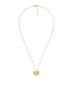 Detaljbild av guldpläterat halsband med minimalistiskt hänge