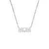 Edblad Mom Necklace Steel – elegant halsband i rostfritt stål med “MOM”-text