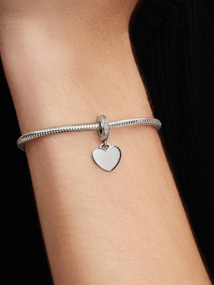 Pandora Moments graverbar hjärtberlock – charm med tag