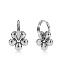 Daisy Hoops Silver från Edblad i blomdesign med blank silverfinish