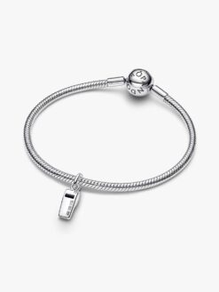 Pandora domarvisselpipa hängberlock sidovy – sterlingsilver flush-set stenar visselpipa fotboll Moments